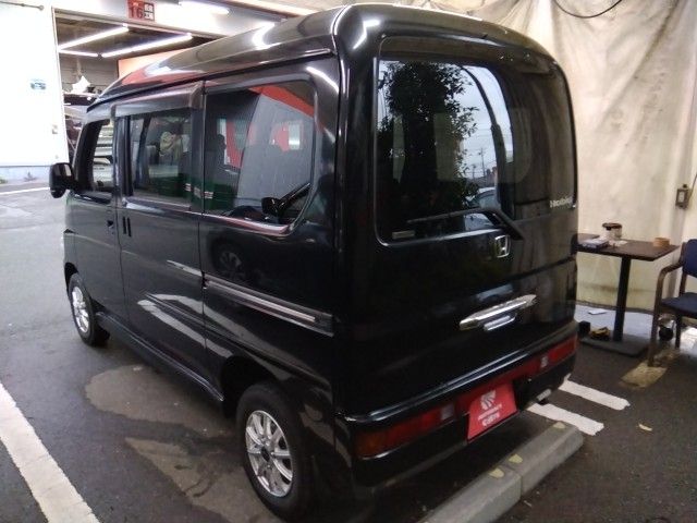 HONDA VAMOS HOBIO 2011