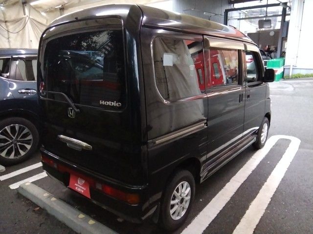 HONDA VAMOS HOBIO 2011