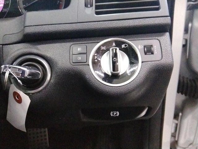 MERCEDES BENZ MERCEDES BENZ C class sedan 2011