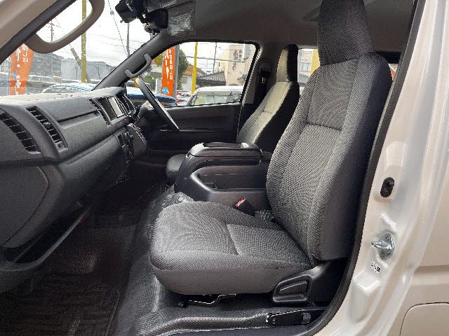 TOYOTA HIACE wagon 2023