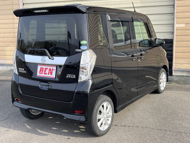 NISSAN DAYZ ROOX 4WD 2017