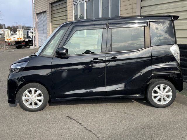 NISSAN DAYZ ROOX 4WD 2017