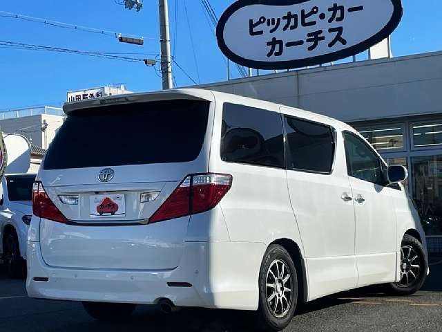 TOYOTA VELLFIRE 2009