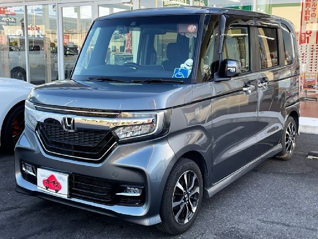 HONDA N BOX CUSTOM 2018