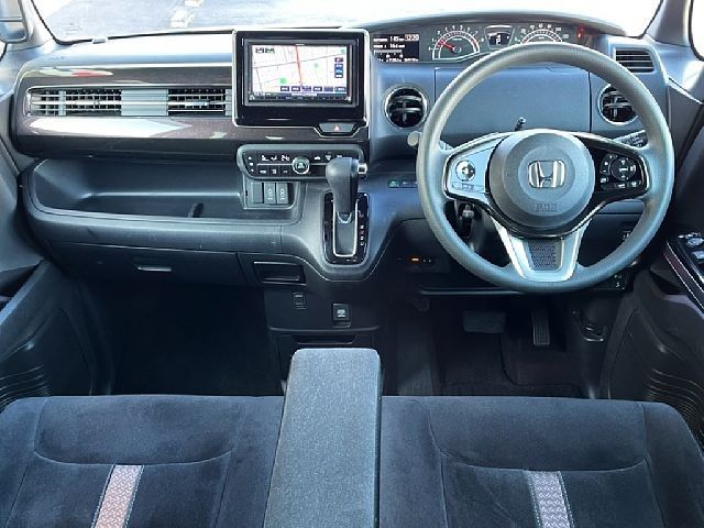 HONDA N BOX CUSTOM 2018