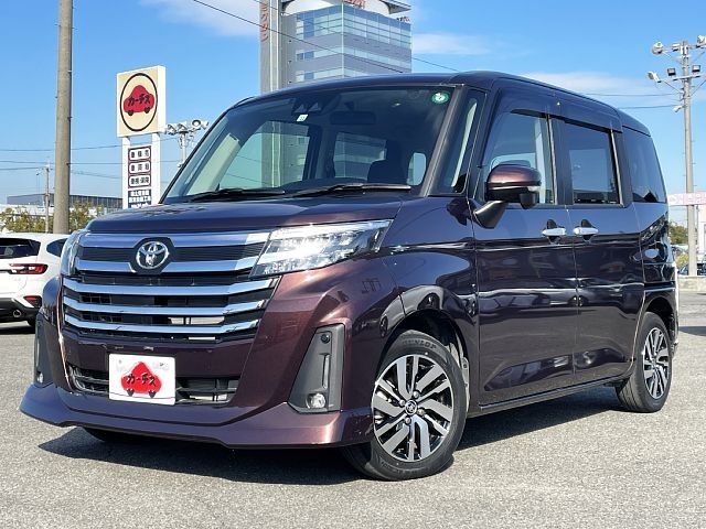 TOYOTA ROOMY 2022