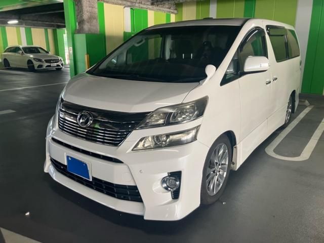 TOYOTA VELLFIRE 2011