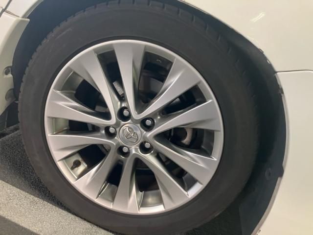 TOYOTA VELLFIRE 2011