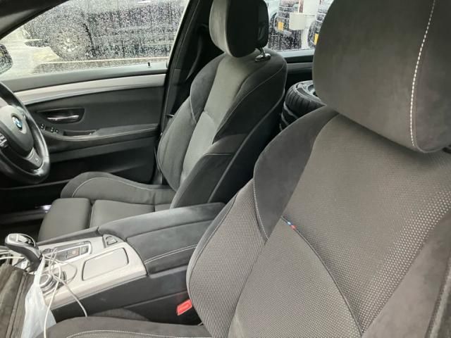 BMW BMW 5series TOURING 2012