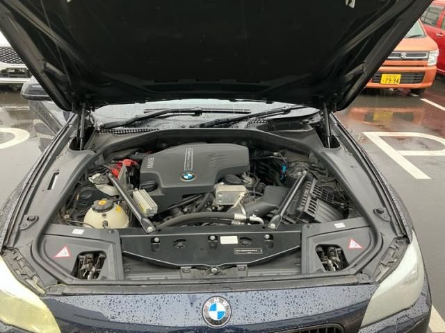 BMW BMW 5series TOURING 2012