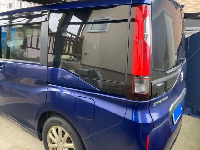 HONDA STEPWAGON 2017