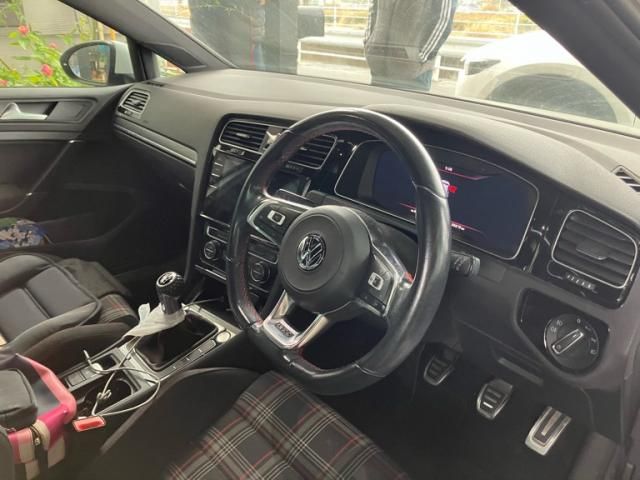 VOLKSWAGEN VOLKSWAGEN GOLF GTI 2017