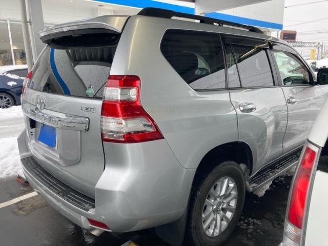 TOYOTA LANDCRUISER PRADO 2016