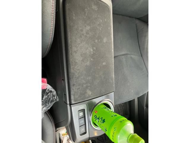 TOYOTA PRIUS Alpha 2014