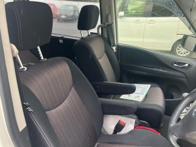 NISSAN SERENA  S-HYBRID 2015