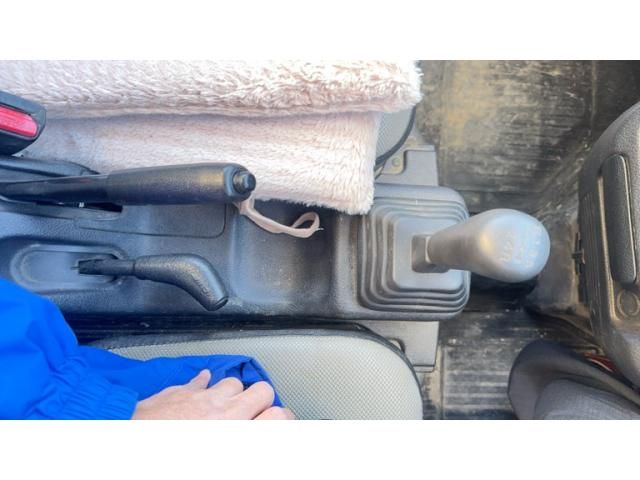 SUZUKI CARRY truck 4WD 1996