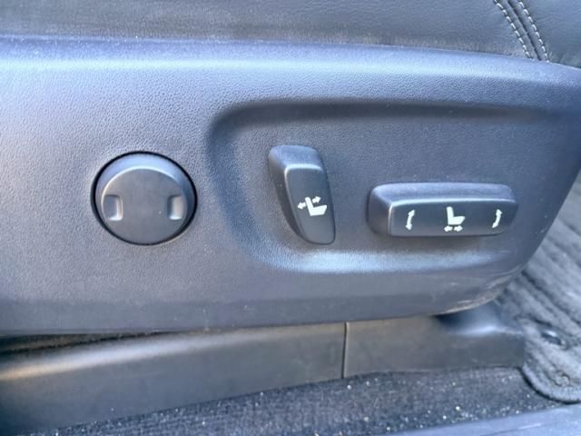 TOYOTA LANDCRUISER PRADO 2023