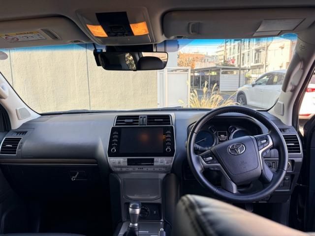 TOYOTA LANDCRUISER PRADO 2023