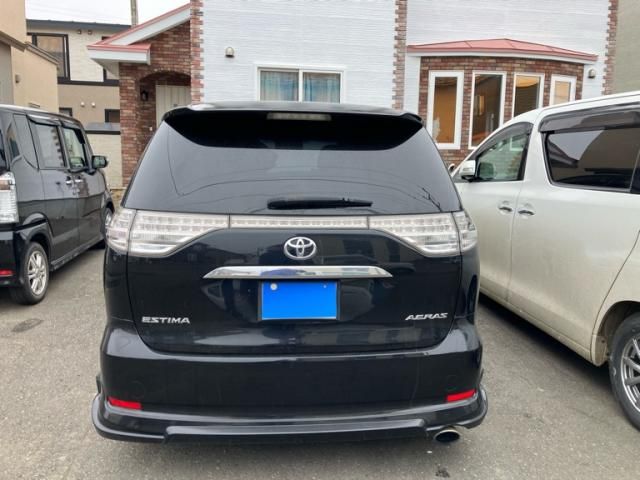 TOYOTA ESTIMA  4WD 2010