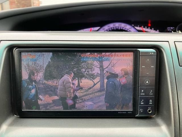 TOYOTA ESTIMA  4WD 2010