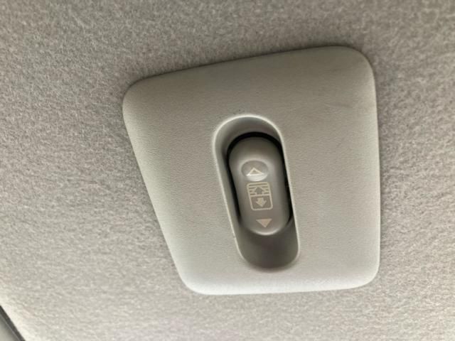 NISSAN SERENA  WG 2012