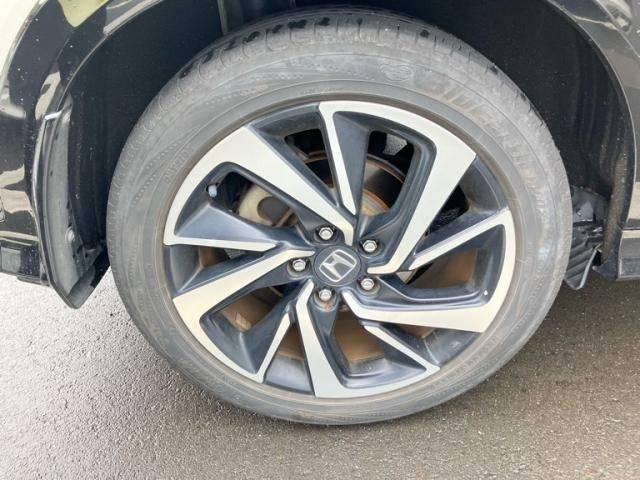 HONDA VEZEL HYBRID 2019