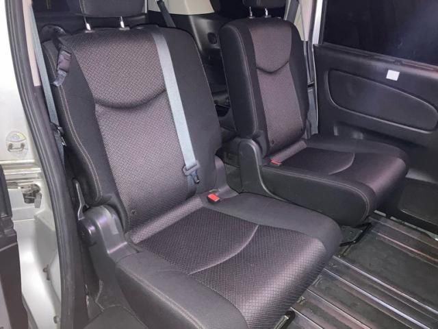 NISSAN SERENA  S-HYBRID 2013