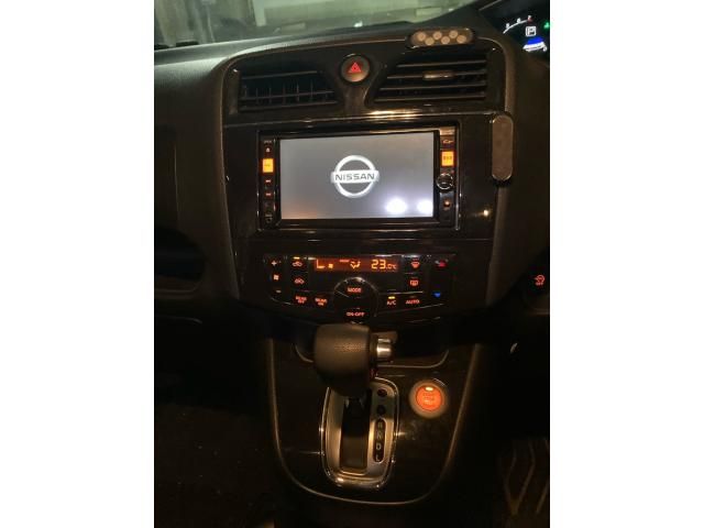 NISSAN SERENA  S-HYBRID 2013