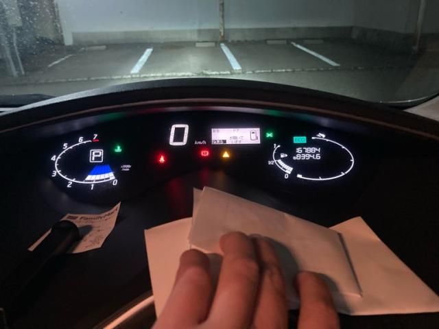 NISSAN SERENA  S-HYBRID 2013