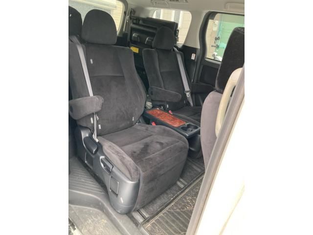 TOYOTA VELLFIRE 4WD 2009