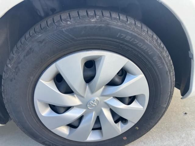 TOYOTA VITZ HYBRID 2019