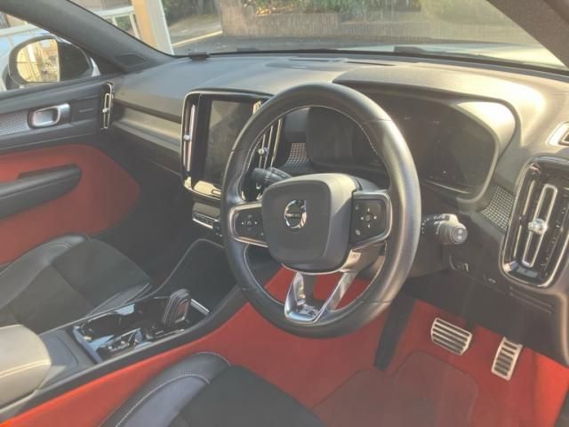 VOLVO VOLVO XC40 2019