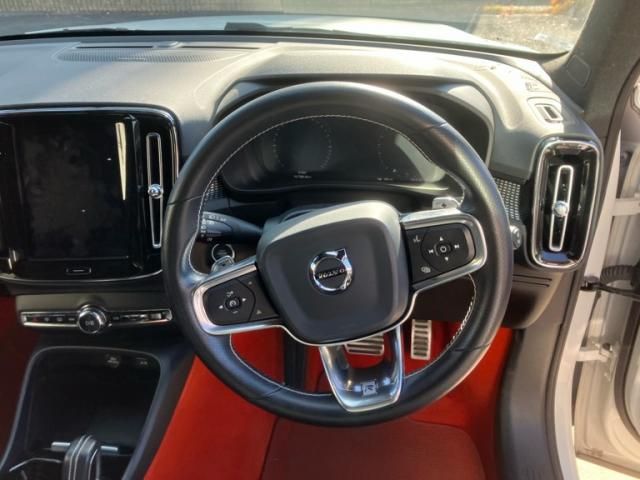 VOLVO VOLVO XC40 2019