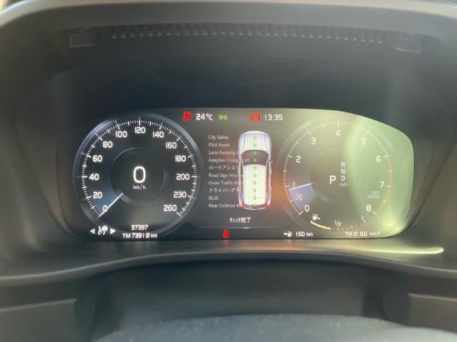 VOLVO VOLVO XC40 2019