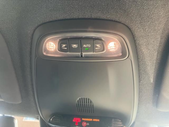 VOLVO VOLVO XC40 2019