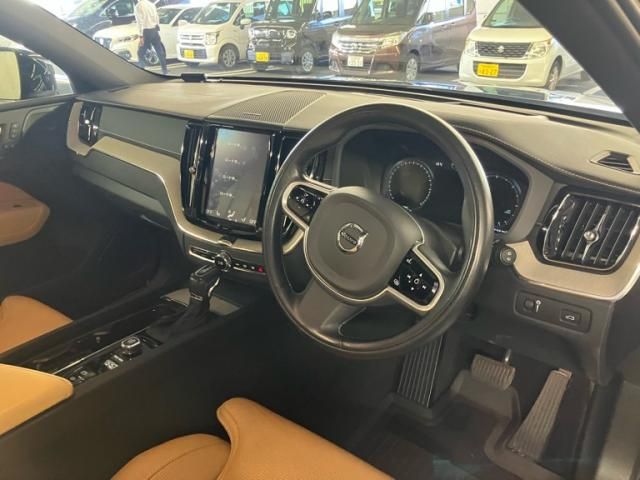VOLVO VOLVO XC60 2020