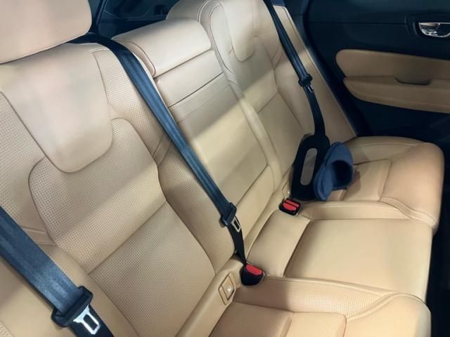 VOLVO VOLVO XC60 2020