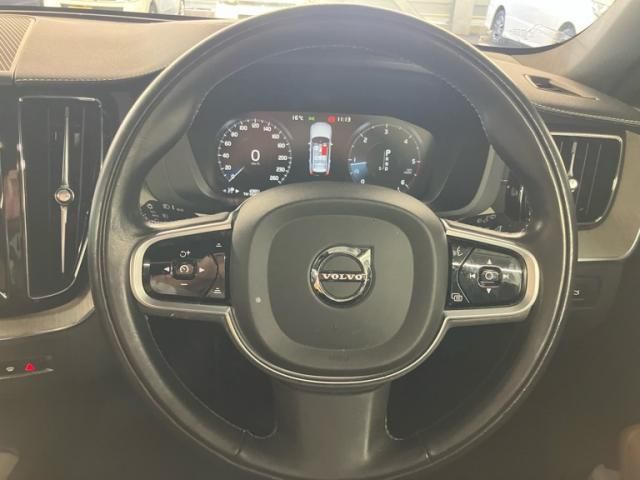 VOLVO VOLVO XC60 2020
