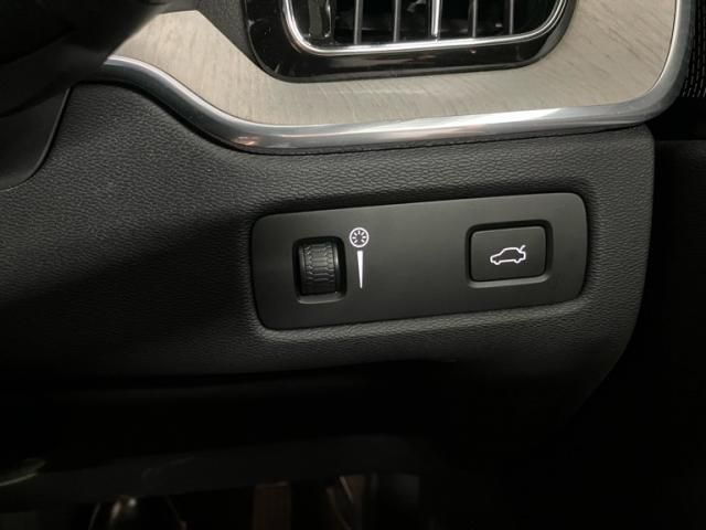 VOLVO VOLVO XC60 2020