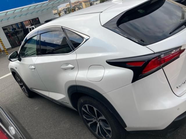 TOYOTA LEXUS NX300h AWD 2015