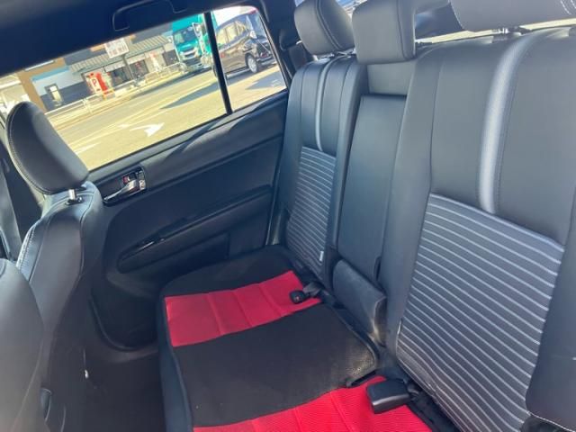 TOYOTA COROLLA FIELDER HYBRID 2018