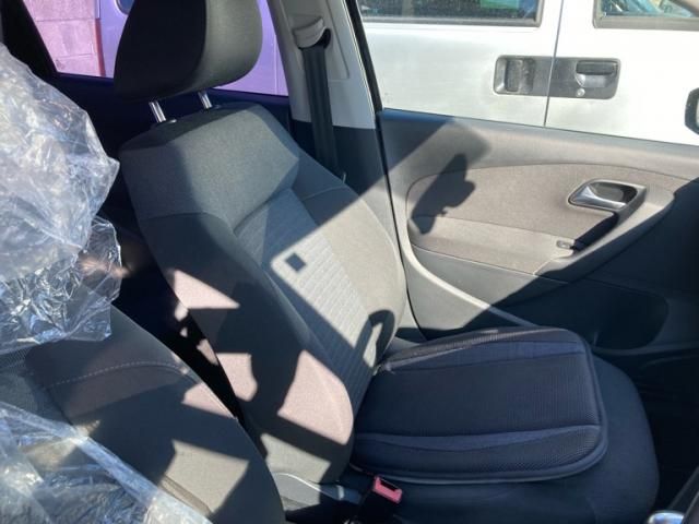 VOLKSWAGEN VOLKSWAGEN POLO 2014