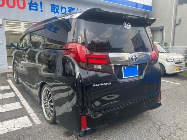 TOYOTA ALPHARD 2018