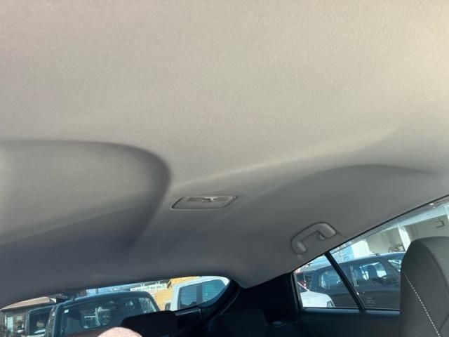 TOYOTA PRIUS PHV 2021