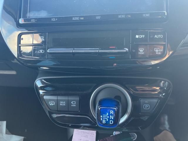 TOYOTA PRIUS PHV 2021