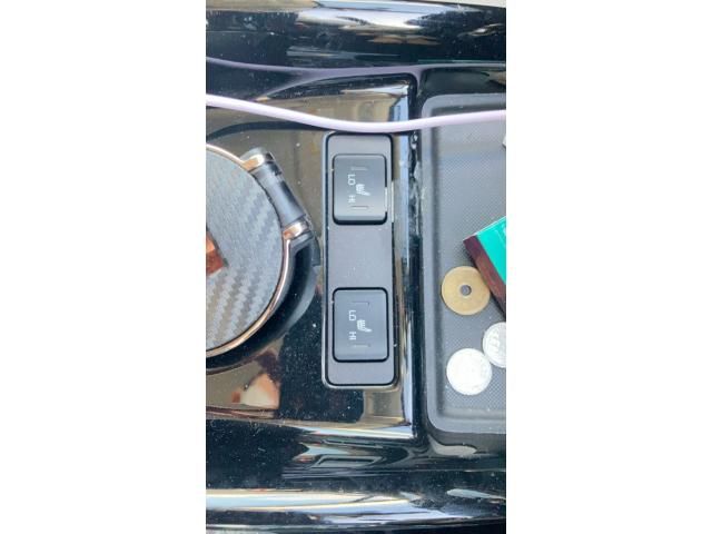 TOYOTA PRIUS PHV 2021