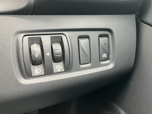 RENAULT RENAULT LUTECIA 2015