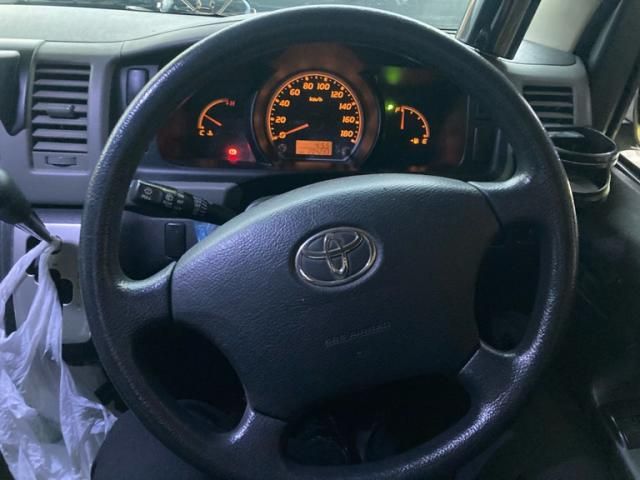 TOYOTA REGIUSACE van 2WD 2012