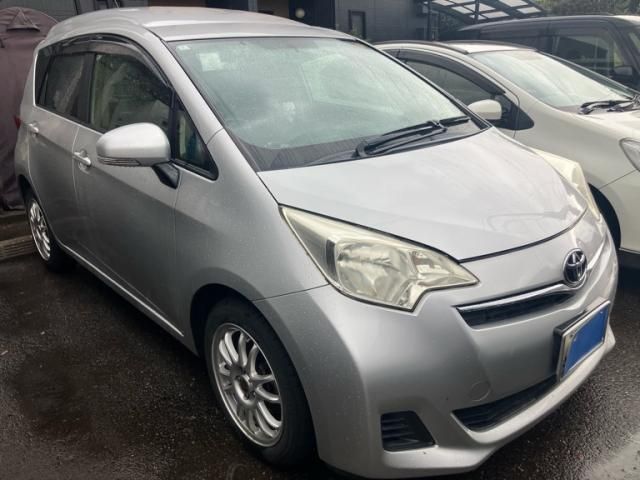 TOYOTA RACTIS 2013