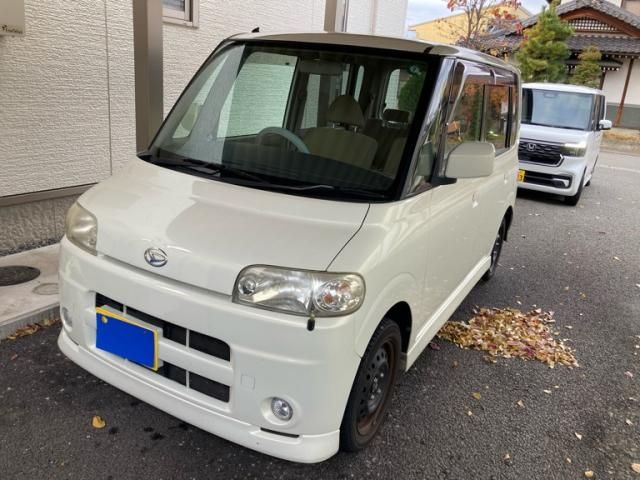 DAIHATSU TANTO 4WD 2005